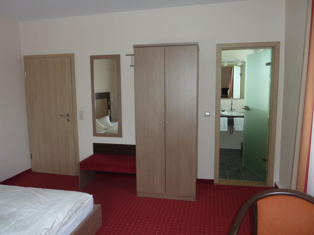 Hotel Gasthof Koenig Karl Freudenstadt Kamer foto